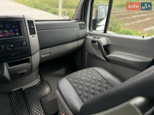 Белый Мерседес Sprinter, объемом двигателя 3.23 л и пробегом 470 тыс. км за 27800 $, фото 70 на Automoto.ua