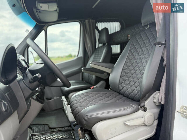 Белый Мерседес Sprinter, объемом двигателя 3.23 л и пробегом 470 тыс. км за 27800 $, фото 42 на Automoto.ua
