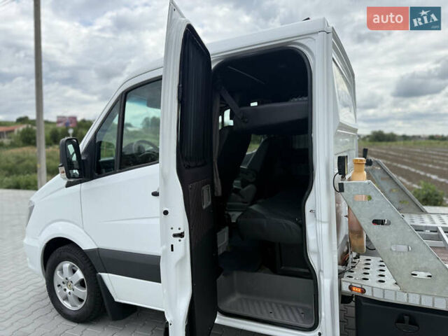 Белый Мерседес Sprinter, объемом двигателя 3.23 л и пробегом 470 тыс. км за 27800 $, фото 35 на Automoto.ua