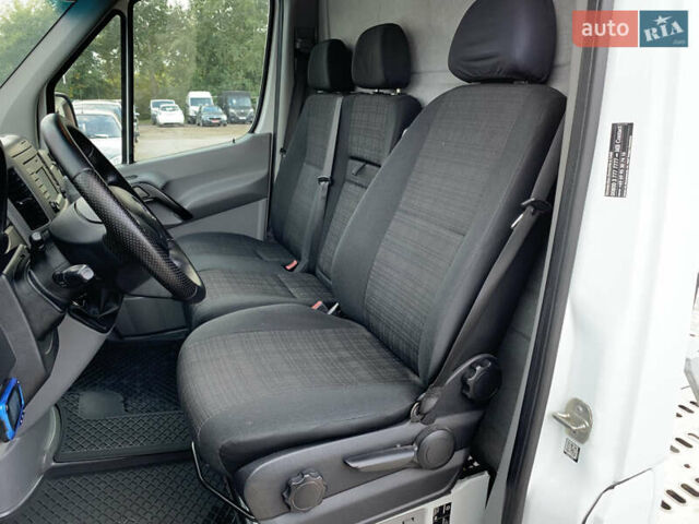 Білий Мерседес Sprinter, об'ємом двигуна 2.2 л та пробігом 395 тис. км за 19999 $, фото 28 на Automoto.ua