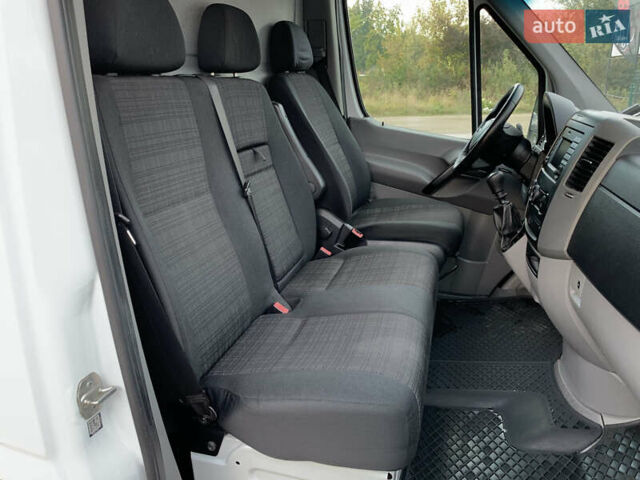 Білий Мерседес Sprinter, об'ємом двигуна 2.2 л та пробігом 395 тис. км за 19999 $, фото 33 на Automoto.ua