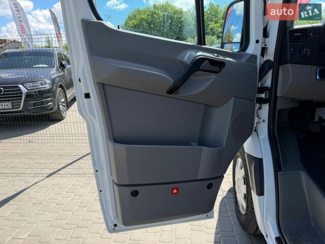 Белый Мерседес Sprinter, объемом двигателя 2.2 л и пробегом 395 тыс. км за 17555 $, фото 20 на Automoto.ua