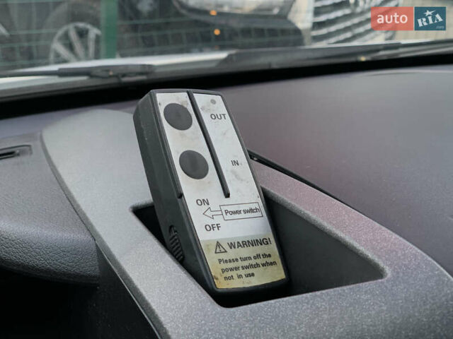 Білий Мерседес Sprinter, об'ємом двигуна 2.2 л та пробігом 395 тис. км за 19999 $, фото 44 на Automoto.ua