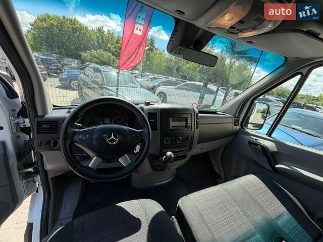 Белый Мерседес Sprinter, объемом двигателя 2.2 л и пробегом 395 тыс. км за 17555 $, фото 52 на Automoto.ua