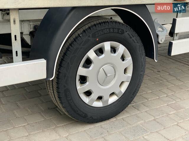 Білий Мерседес Sprinter, об'ємом двигуна 2.2 л та пробігом 395 тис. км за 19999 $, фото 22 на Automoto.ua