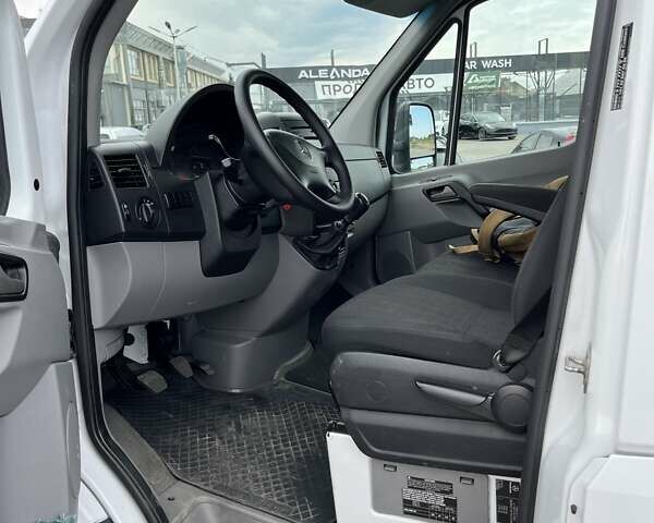 Білий Мерседес Sprinter, об'ємом двигуна 2.14 л та пробігом 150 тис. км за 17499 $, фото 15 на Automoto.ua
