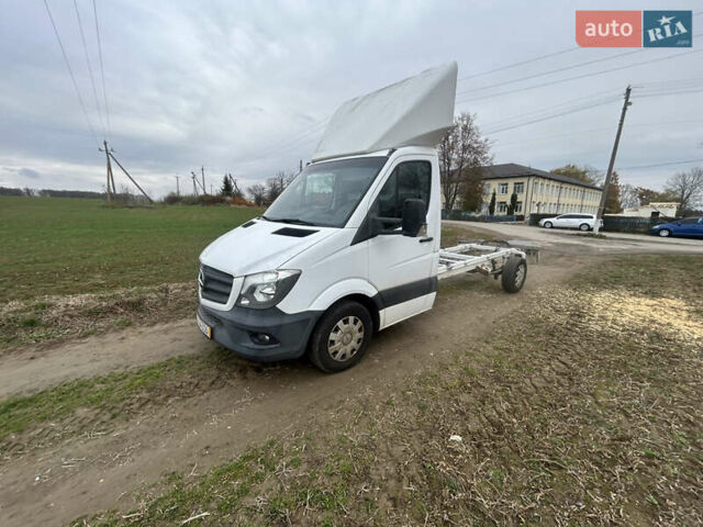 Білий Мерседес Sprinter, об'ємом двигуна 0 л та пробігом 340 тис. км за 14300 $, фото 4 на Automoto.ua
