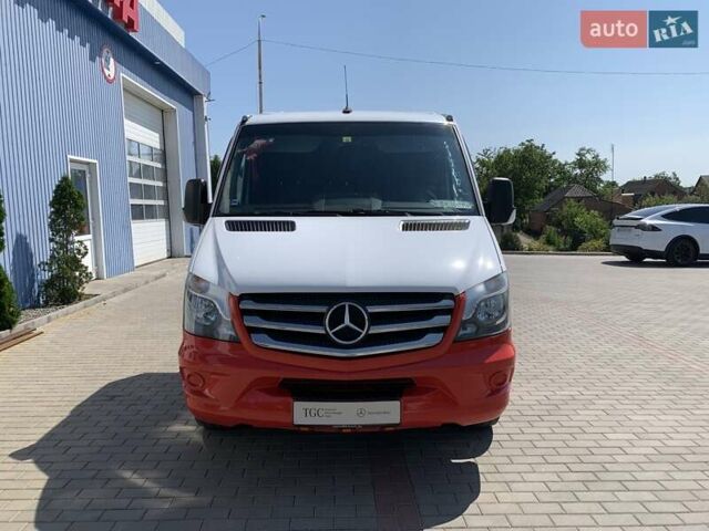 Белый Мерседес Sprinter, объемом двигателя 3 л и пробегом 350 тыс. км за 26300 $, фото 1 на Automoto.ua