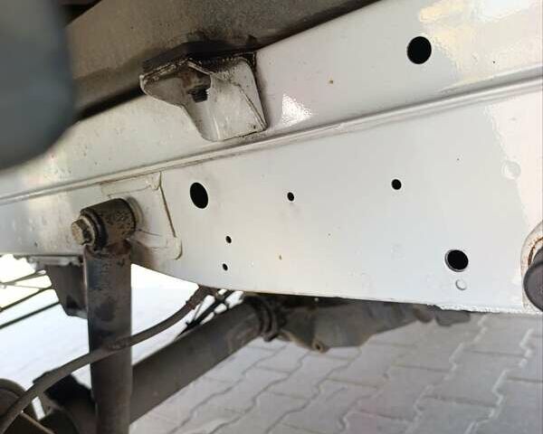 Белый Мерседес Sprinter, объемом двигателя 2.2 л и пробегом 232 тыс. км за 20300 $, фото 31 на Automoto.ua