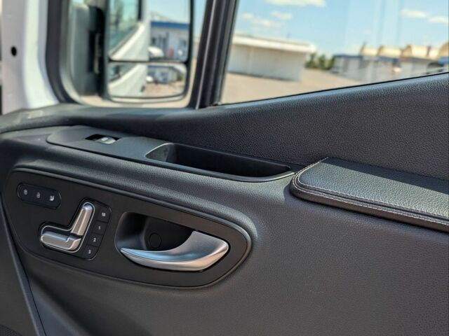 Білий Мерседес Sprinter, об'ємом двигуна 2.99 л та пробігом 76 тис. км за 49500 $, фото 37 на Automoto.ua