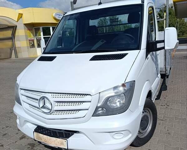 Белый Мерседес Sprinter, объемом двигателя 2.2 л и пробегом 232 тыс. км за 20300 $, фото 16 на Automoto.ua