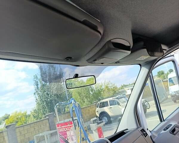 Белый Мерседес Sprinter, объемом двигателя 2.2 л и пробегом 232 тыс. км за 20300 $, фото 44 на Automoto.ua