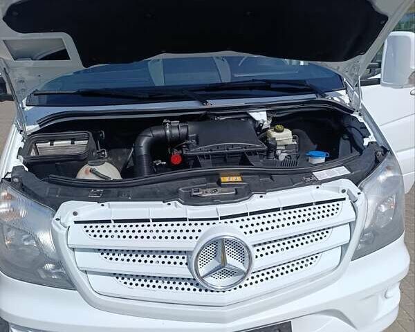 Белый Мерседес Sprinter, объемом двигателя 2.2 л и пробегом 232 тыс. км за 20300 $, фото 59 на Automoto.ua