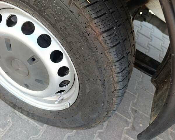 Белый Мерседес Sprinter, объемом двигателя 2.2 л и пробегом 232 тыс. км за 20300 $, фото 68 на Automoto.ua