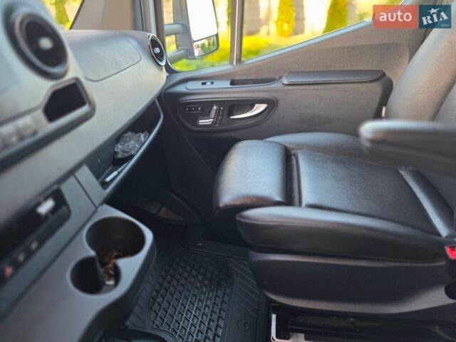 Білий Мерседес Sprinter, об'ємом двигуна 2.99 л та пробігом 3 тис. км за 55500 $, фото 11 на Automoto.ua