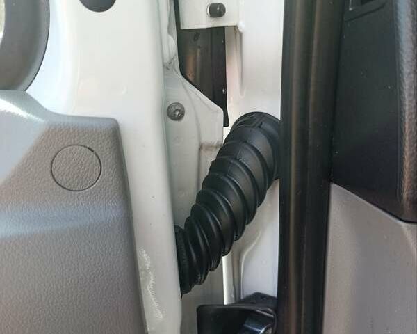 Білий Мерседес Sprinter, об'ємом двигуна 2.2 л та пробігом 232 тис. км за 20300 $, фото 48 на Automoto.ua