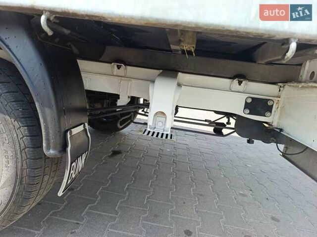 Белый Мерседес Sprinter, объемом двигателя 2.2 л и пробегом 232 тыс. км за 20300 $, фото 23 на Automoto.ua