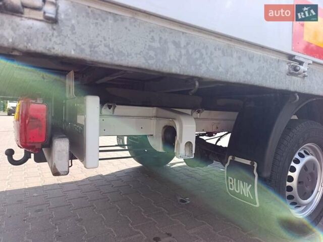 Белый Мерседес Sprinter, объемом двигателя 2.2 л и пробегом 232 тыс. км за 20300 $, фото 24 на Automoto.ua