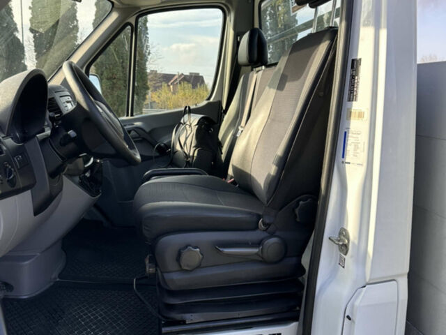 Білий Мерседес Sprinter, об'ємом двигуна 2.2 л та пробігом 233 тис. км за 19800 $, фото 29 на Automoto.ua