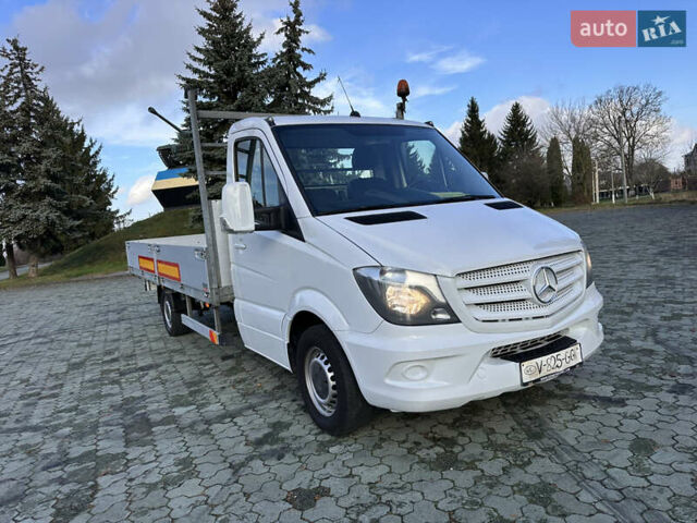 Белый Мерседес Sprinter, объемом двигателя 2.2 л и пробегом 233 тыс. км за 20500 $, фото 4 на Automoto.ua