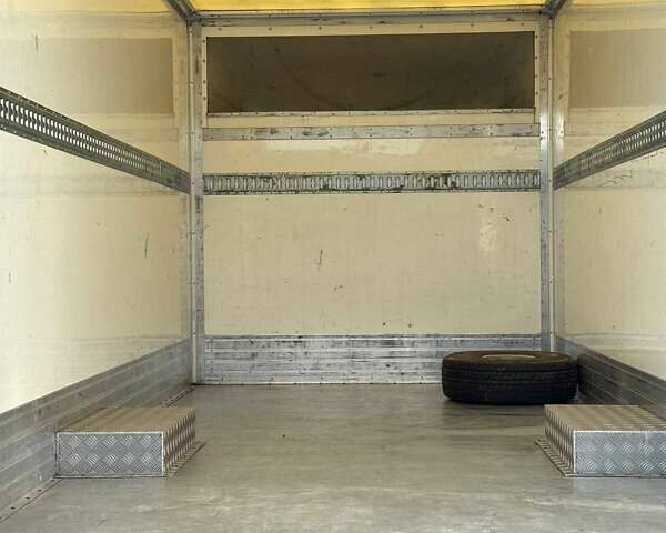 Белый Мерседес Sprinter, объемом двигателя 2.1 л и пробегом 223 тыс. км за 29289 $, фото 6 на Automoto.ua