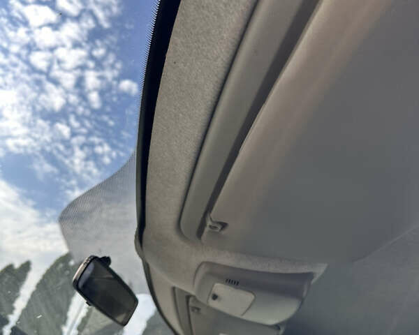 Белый Мерседес Sprinter, объемом двигателя 2.2 л и пробегом 233 тыс. км за 20500 $, фото 34 на Automoto.ua