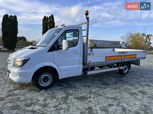 Белый Мерседес Sprinter, объемом двигателя 2.2 л и пробегом 233 тыс. км за 20500 $, фото 14 на Automoto.ua