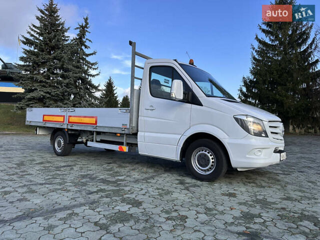 Белый Мерседес Sprinter, объемом двигателя 2.2 л и пробегом 233 тыс. км за 20500 $, фото 5 на Automoto.ua