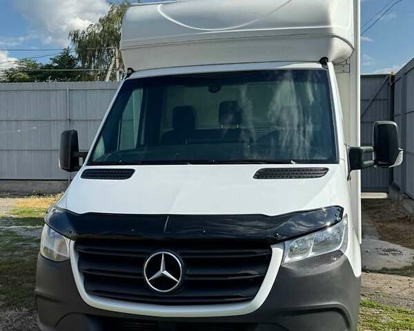 Белый Мерседес Sprinter, объемом двигателя 2.1 л и пробегом 223 тыс. км за 29289 $, фото 4 на Automoto.ua