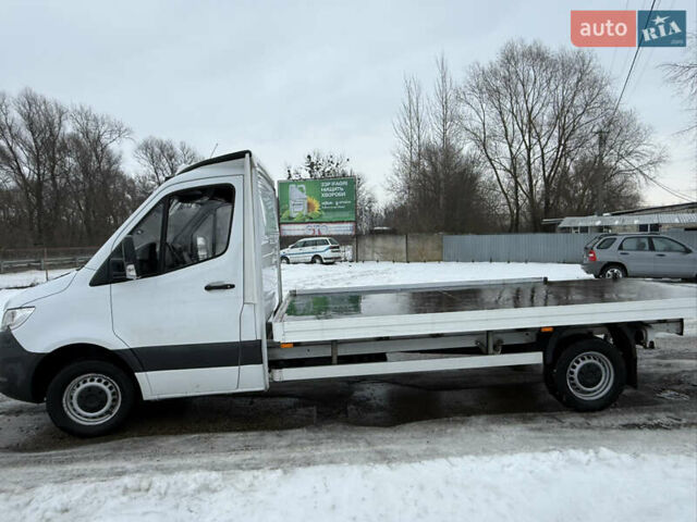 Белый Мерседес Sprinter, объемом двигателя 0 л и пробегом 300 тыс. км за 19900 $, фото 11 на Automoto.ua
