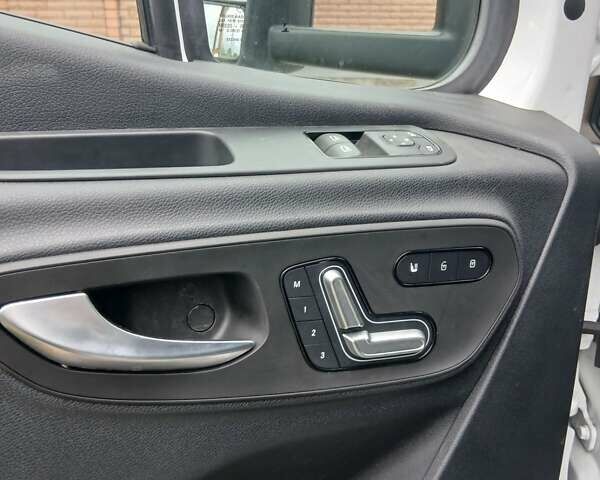 Белый Мерседес Sprinter, объемом двигателя 3 л и пробегом 1 тыс. км за 45000 $, фото 18 на Automoto.ua