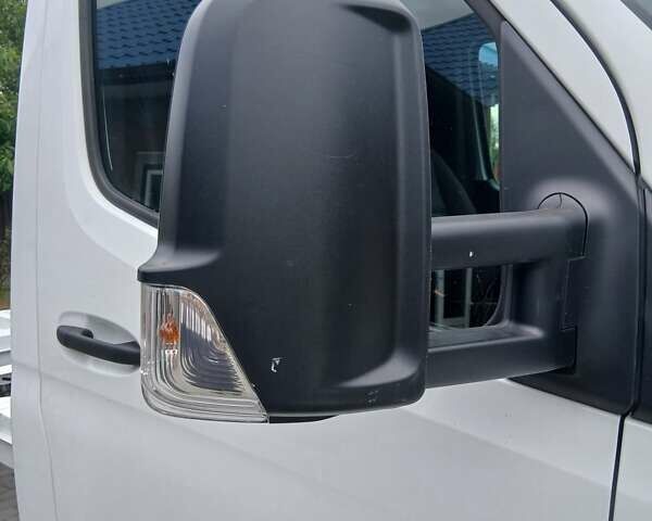 Белый Мерседес Sprinter, объемом двигателя 3 л и пробегом 1 тыс. км за 45000 $, фото 2 на Automoto.ua