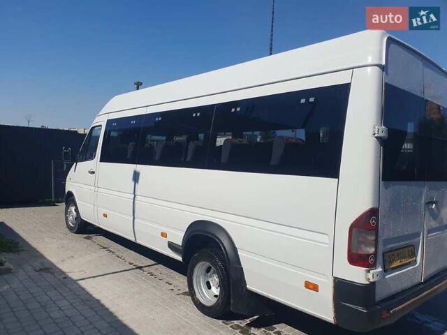 Белый Мерседес Sprinter, объемом двигателя 2.87 л и пробегом 500 тыс. км за 10500 $, фото 8 на Automoto.ua