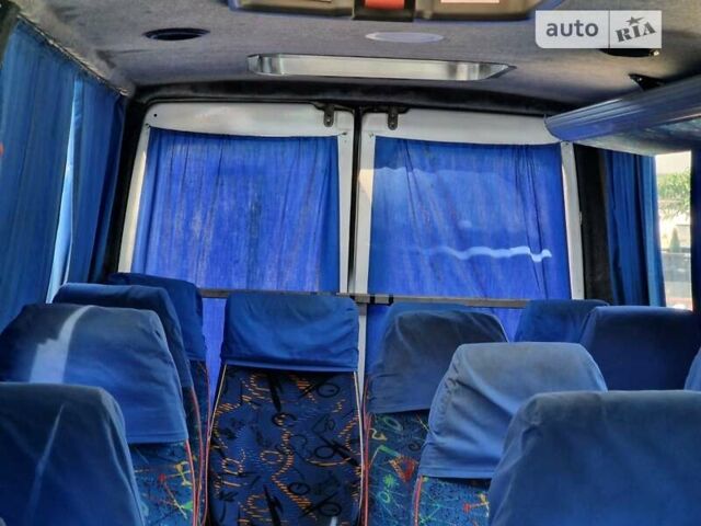 Белый Мерседес Sprinter, объемом двигателя 2.7 л и пробегом 300 тыс. км за 15400 $, фото 6 на Automoto.ua