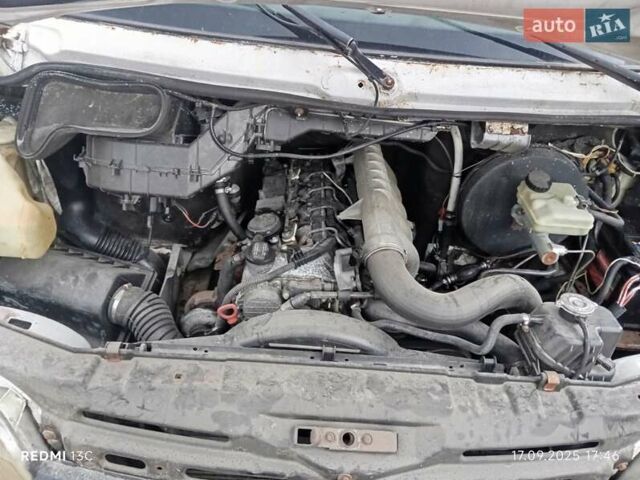 Білий Мерседес Sprinter, об'ємом двигуна 2.69 л та пробігом 280 тис. км за 10300 $, фото 3 на Automoto.ua