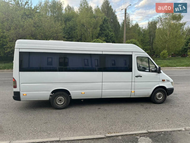 Білий Мерседес Sprinter, об'ємом двигуна 2.2 л та пробігом 375 тис. км за 10700 $, фото 7 на Automoto.ua