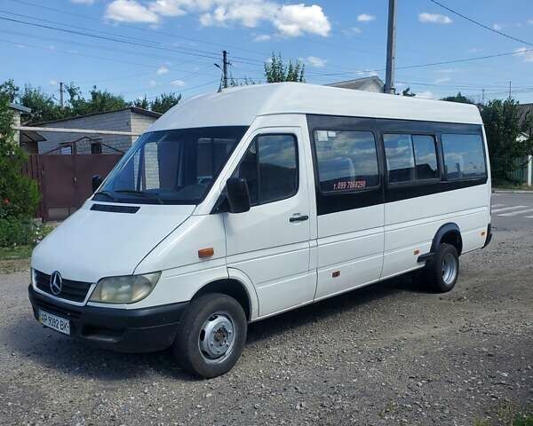 Мерседес Sprinter 2002 у Запоріжжя на Automoto.ua Білий Мерседес Sprinter, об'ємом двигуна 2.15 л та пробігом 500 тис. км за 10500 $, фото 9 на Automoto.ua