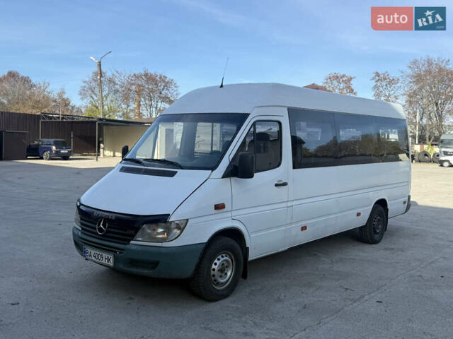 Білий Мерседес Sprinter, об'ємом двигуна 2.15 л та пробігом 140 тис. км за 9999 $, фото 4 на Automoto.ua