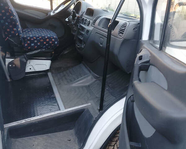 Білий Мерседес Sprinter, об'ємом двигуна 2.3 л та пробігом 5 тис. км за 9500 $, фото 5 на Automoto.ua