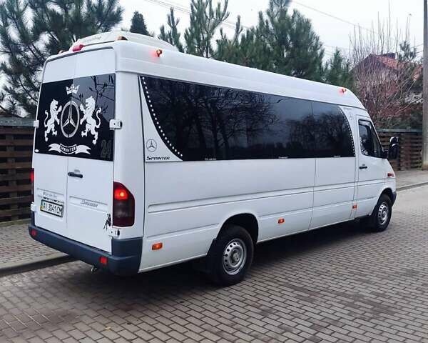 Білий Мерседес Sprinter, об'ємом двигуна 2.2 л та пробігом 102 тис. км за 15500 $, фото 9 на Automoto.ua