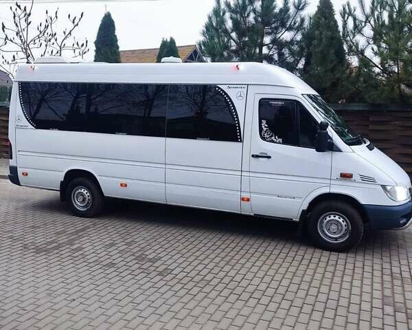 Білий Мерседес Sprinter, об'ємом двигуна 2.2 л та пробігом 102 тис. км за 15500 $, фото 3 на Automoto.ua