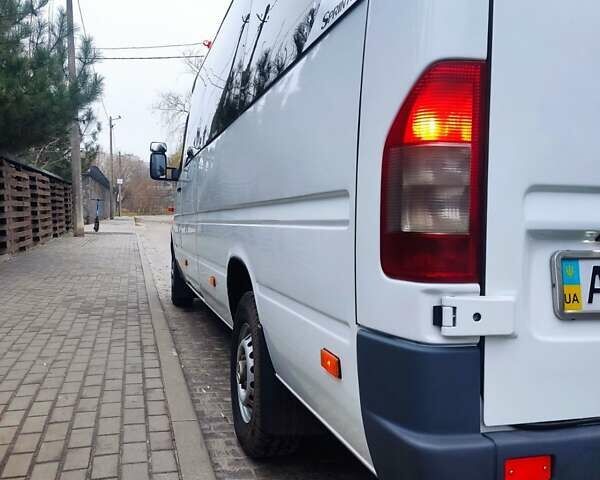 Білий Мерседес Sprinter, об'ємом двигуна 2.2 л та пробігом 102 тис. км за 15500 $, фото 4 на Automoto.ua