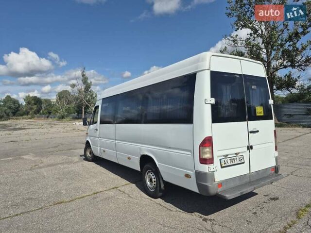 Белый Мерседес Sprinter, объемом двигателя 2.15 л и пробегом 100 тыс. км за 4900 $, фото 4 на Automoto.ua