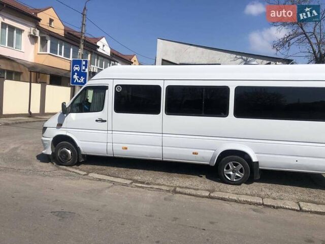 Белый Мерседес Sprinter, объемом двигателя 2.9 л и пробегом 9 тыс. км за 14500 $, фото 1 на Automoto.ua