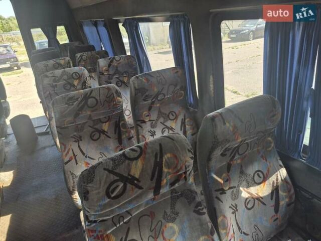 Белый Мерседес Sprinter, объемом двигателя 2.15 л и пробегом 100 тыс. км за 4900 $, фото 8 на Automoto.ua