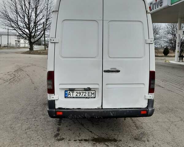 Білий Мерседес Sprinter, об'ємом двигуна 2.2 л та пробігом 837 тис. км за 8100 $, фото 5 на Automoto.ua