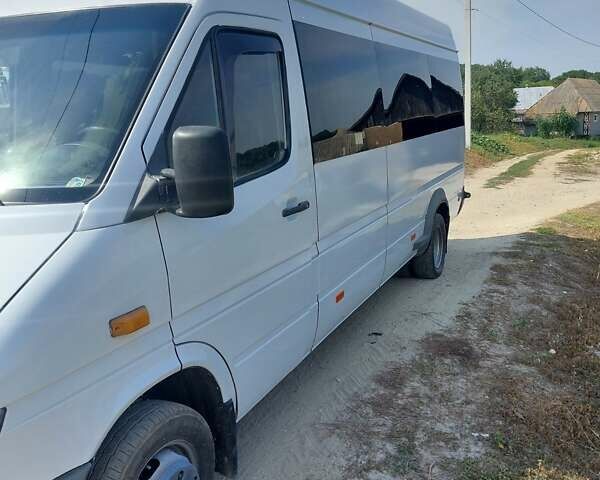 Білий Мерседес Sprinter, об'ємом двигуна 2.89 л та пробігом 360 тис. км за 14900 $, фото 5 на Automoto.ua