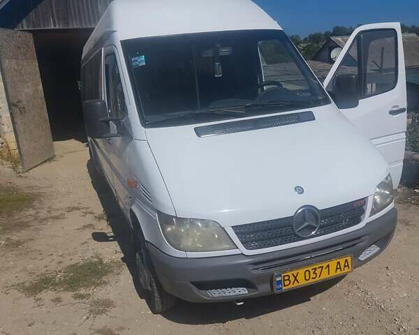 Білий Мерседес Sprinter, об'ємом двигуна 2.89 л та пробігом 360 тис. км за 14900 $, фото 3 на Automoto.ua
