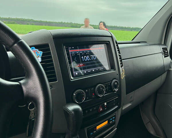 Білий Мерседес Sprinter, об'ємом двигуна 2.99 л та пробігом 350 тис. км за 23000 $, фото 9 на Automoto.ua