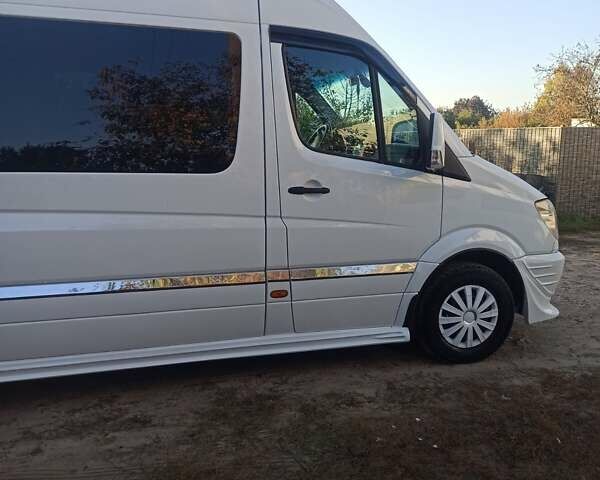 Белый Мерседес Sprinter, объемом двигателя 2.14 л и пробегом 659 тыс. км за 26000 $, фото 46 на Automoto.ua